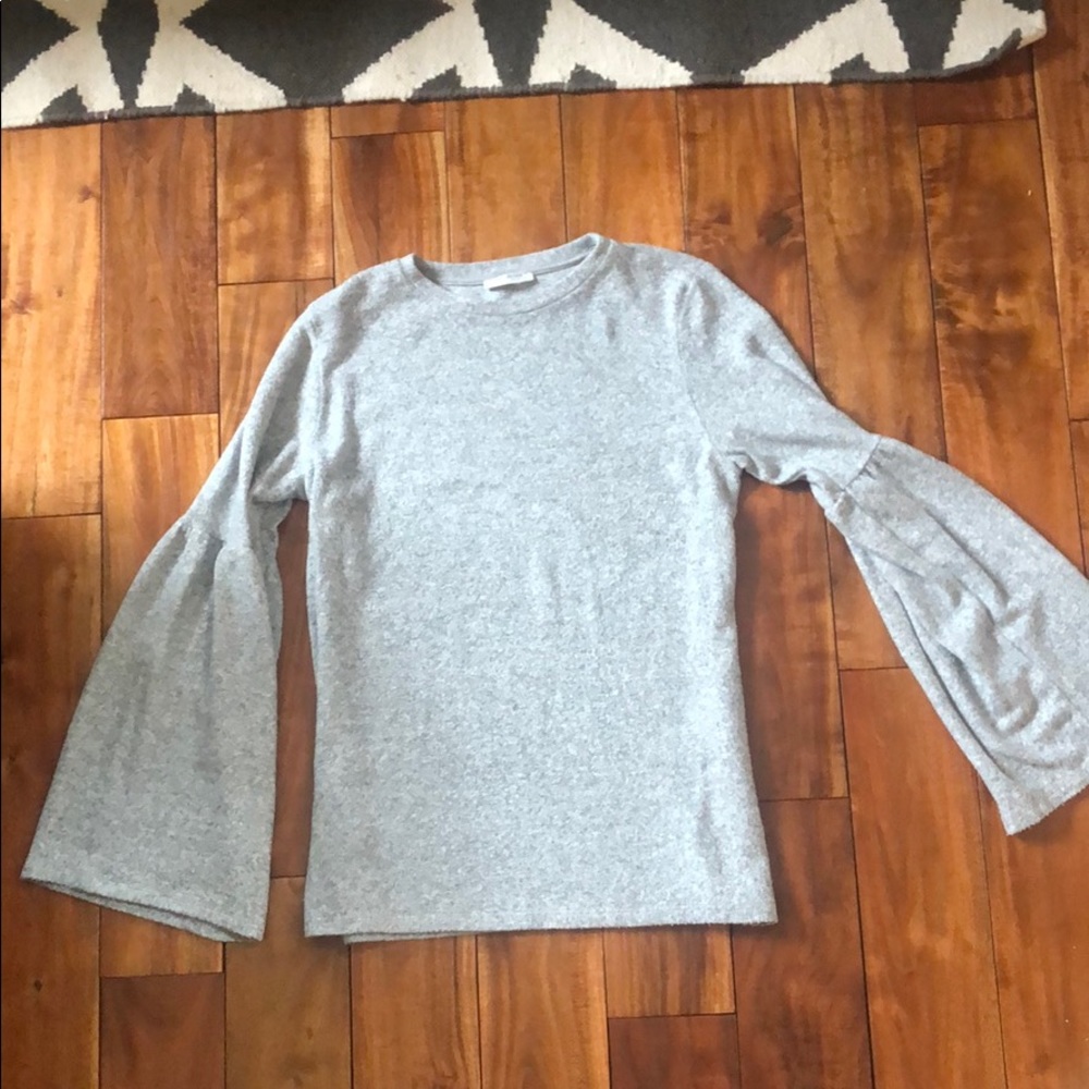 Zara Gray Sweater w/ Bell Sleeves